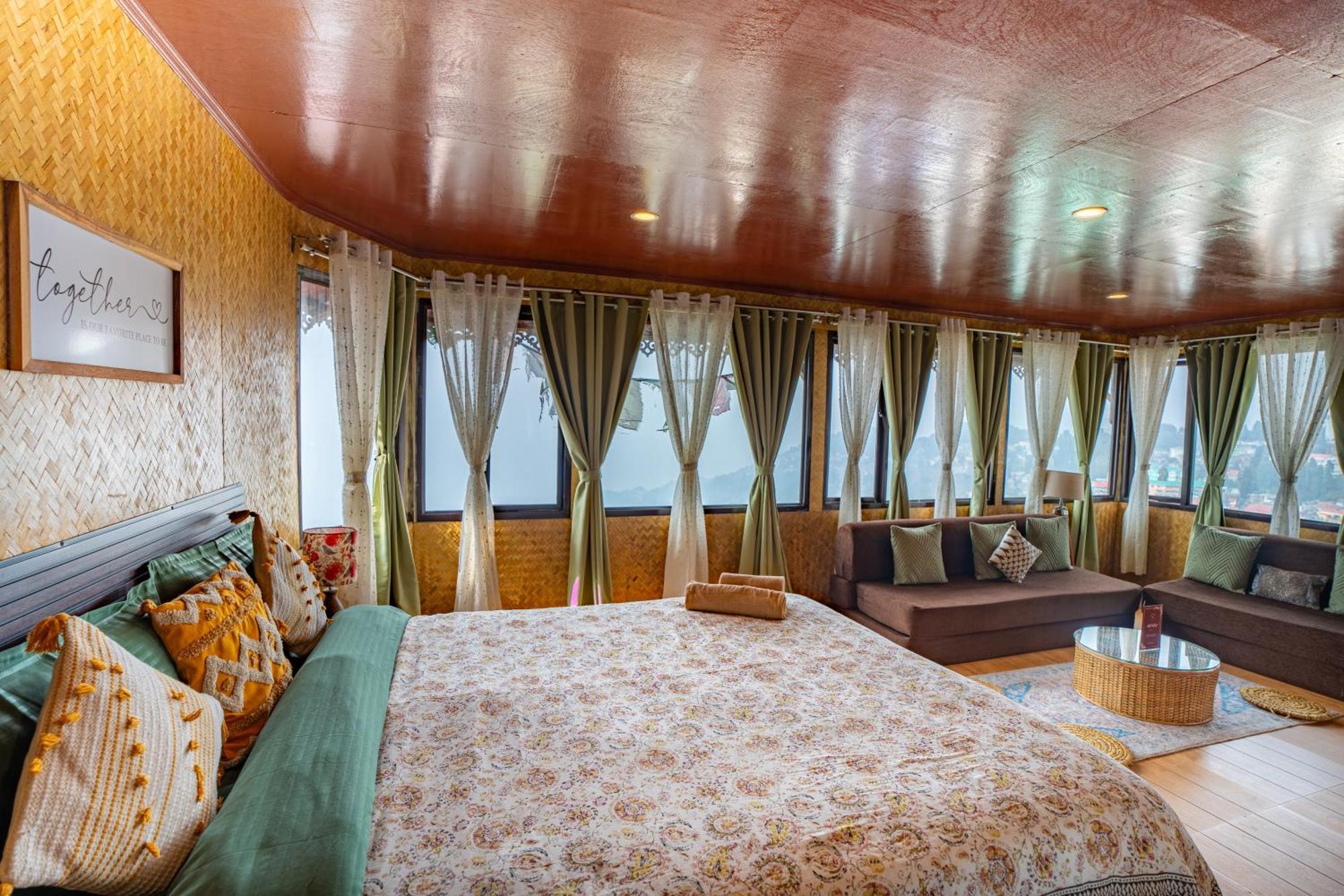 Monratino Himadrie -2 Mins Walk From Mall Road - All Rooms Have Kanchenjunga Mountain View Darjeeling  Exteriör bild