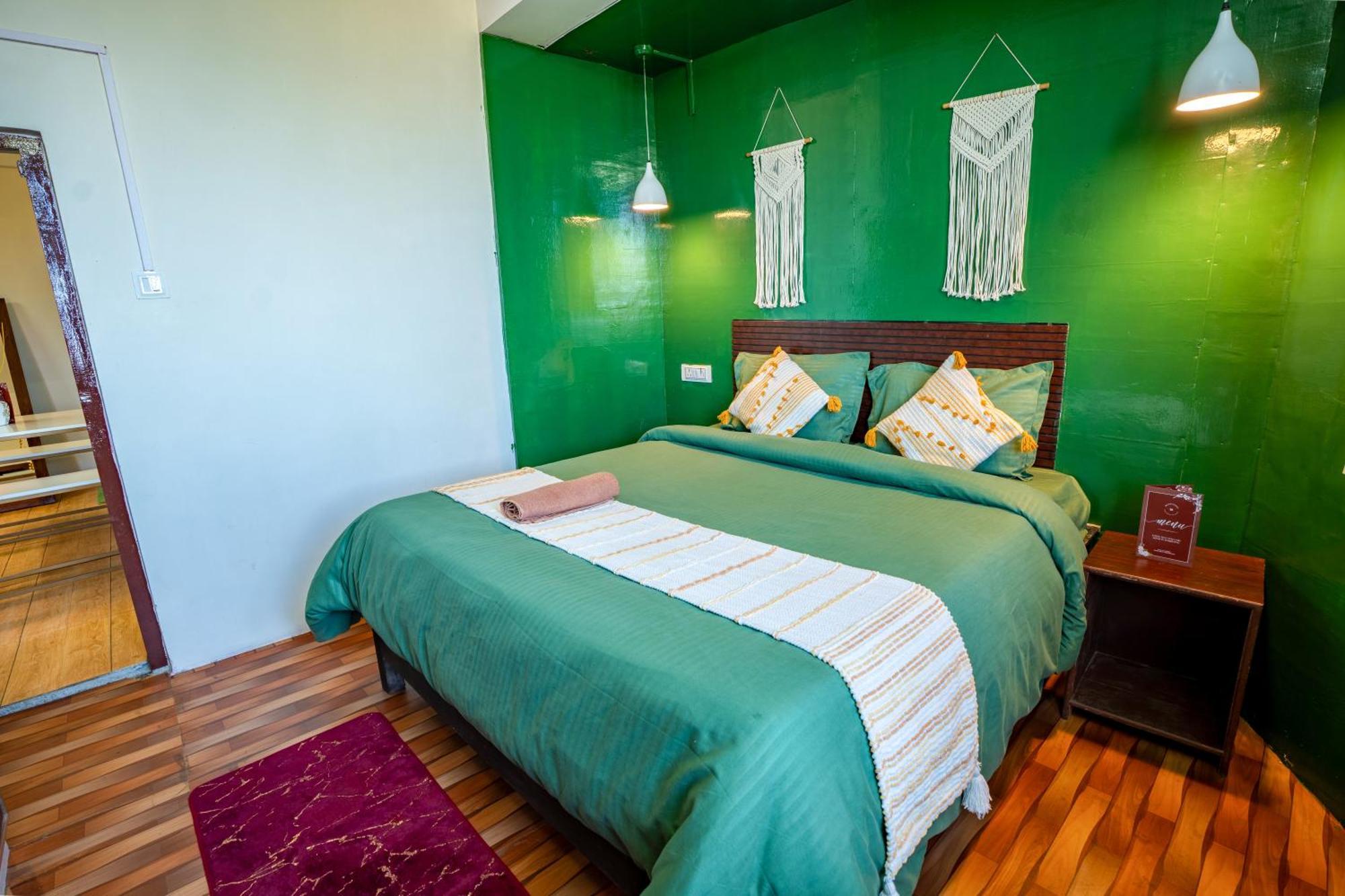 Monratino Himadrie -2 Mins Walk From Mall Road - All Rooms Have Kanchenjunga Mountain View Darjeeling  Exteriör bild